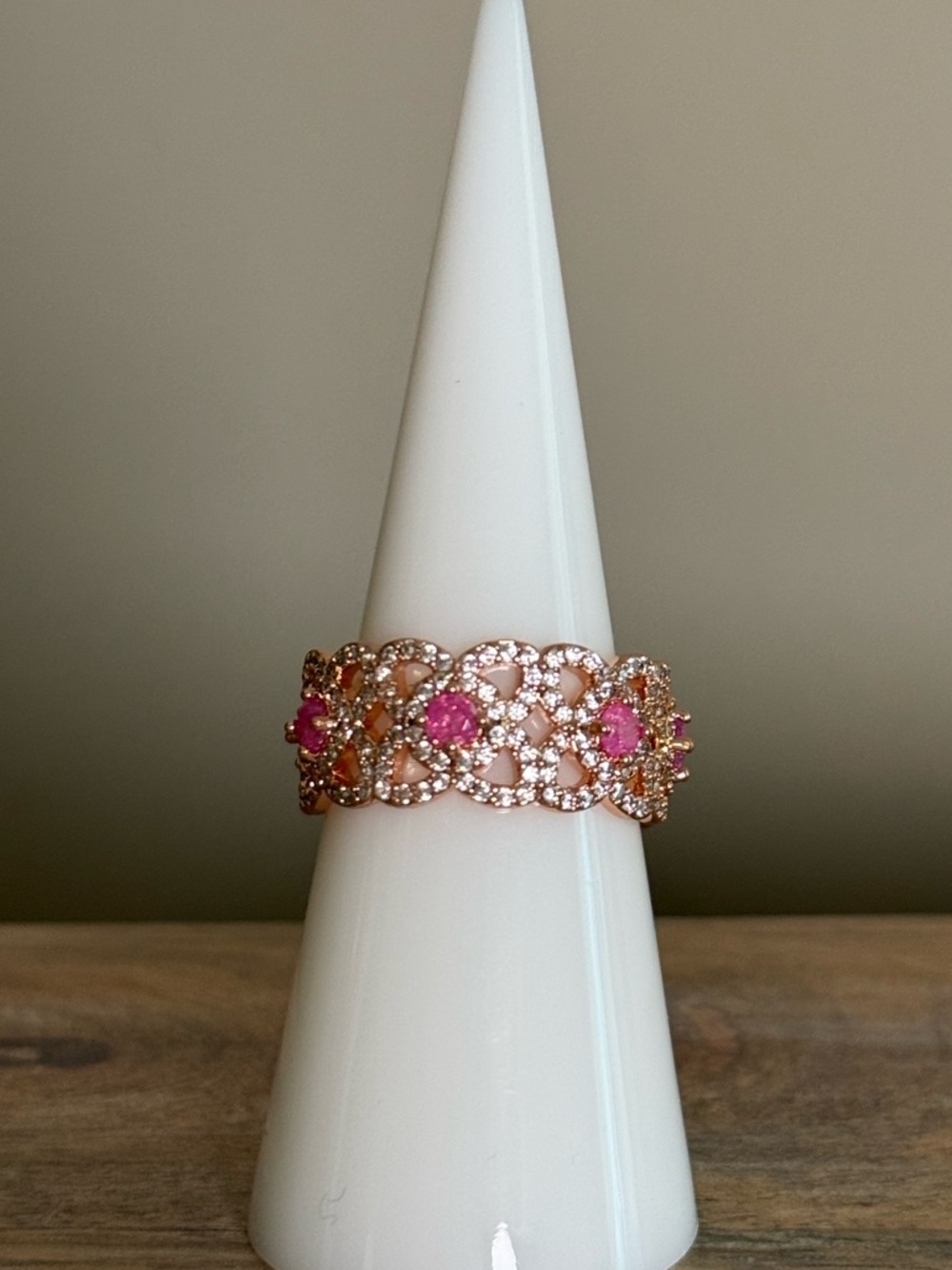 Bomb Party OG Ring “Laced With Love” CLOVERS! Size 7. Brand New!